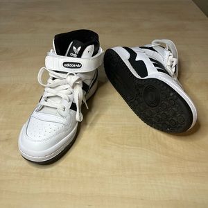 Adidas originals forum mid